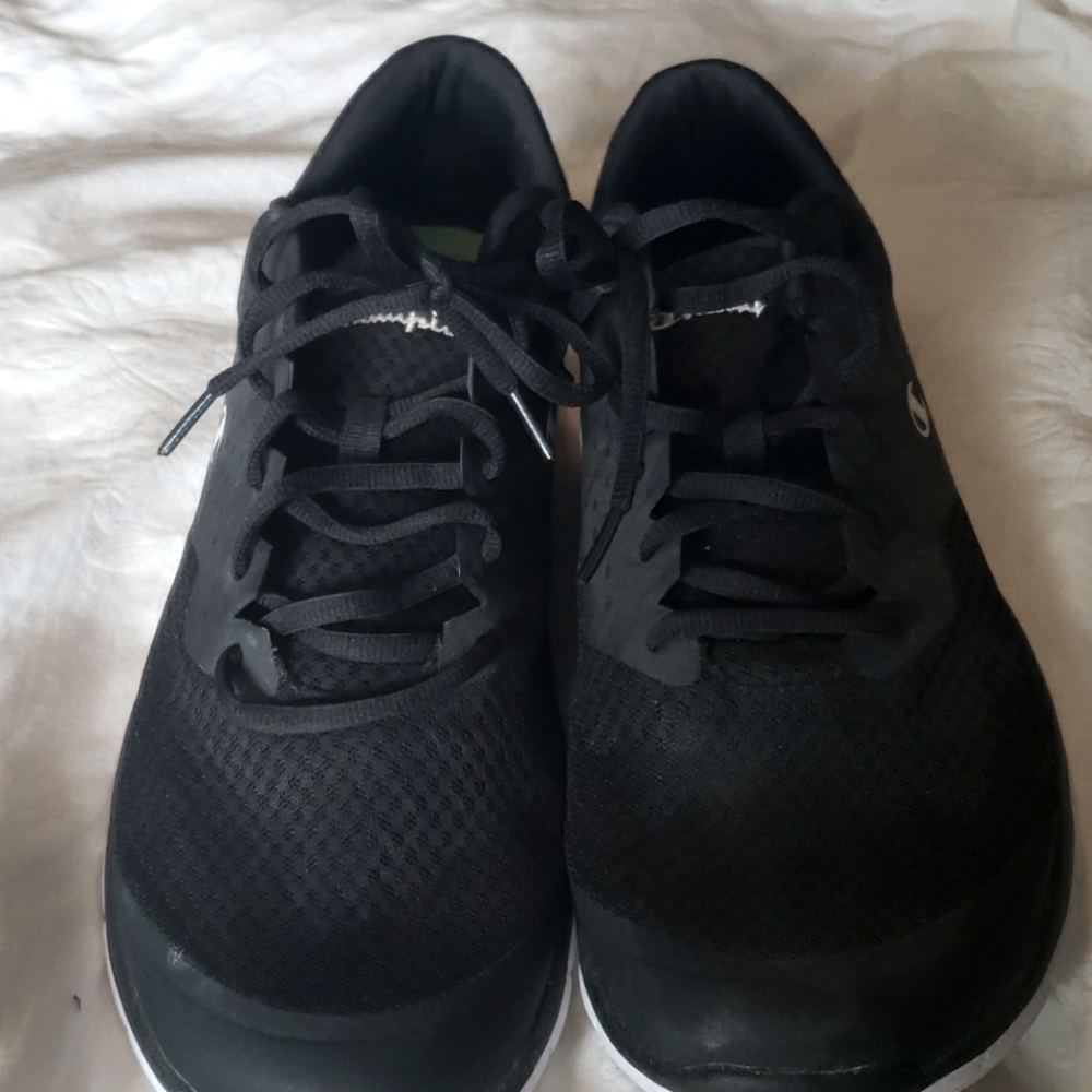 Men's Champion 14 wide shoes